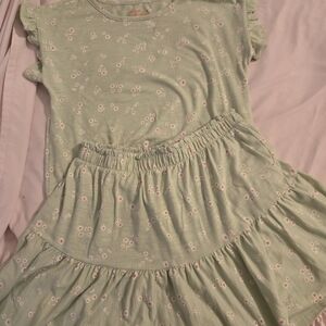 Cat & Jack Green Floral Kids Matching Set